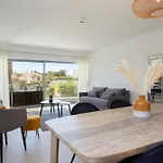 Snazzy Varandas Do Castelo One Bedroom Sleeps 2 Persons Apartment