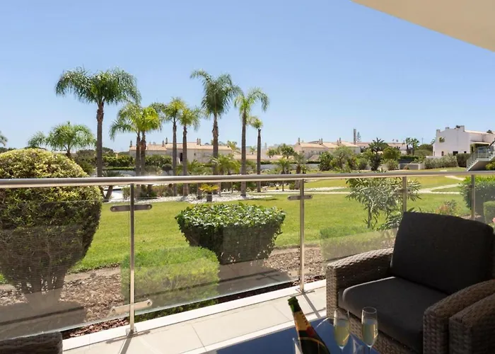 Appartement Snazzy Varandas Do Castelo One Bedroom Sleeps 2 Persons *