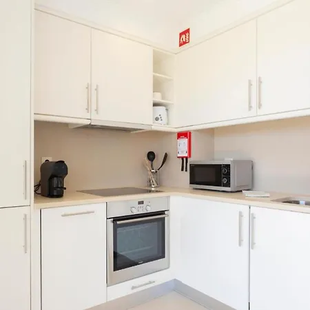 Snazzy Varandas Do Castelo One Bedroom Sleeps 2 Persons Апартаменты Албуфейра