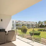 Snazzy Varandas Do Castelo One Bedroom Sleeps 2 Persons *